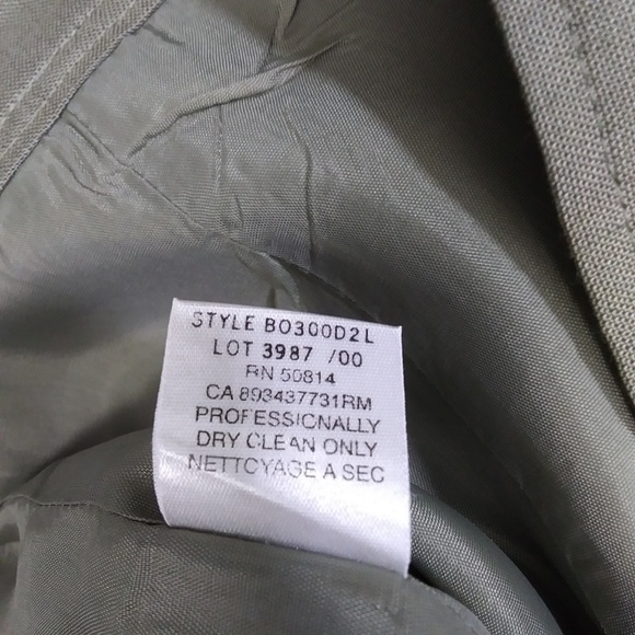 Tahari Green Linen Blend Zip Up Crop Jacket - Picture 5 of 8